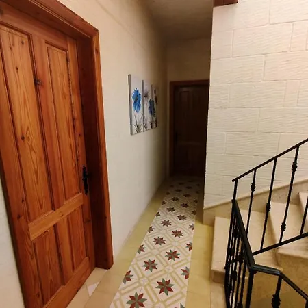 Bed & Breakfast Rosehill Xaghra